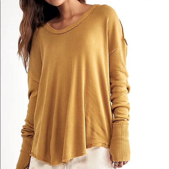 Free People Tops - Free people we the free thumb hole Colby care tee